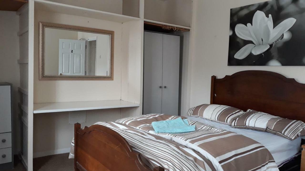 Castle Quarter 2 Hotel Bedford Esterno foto